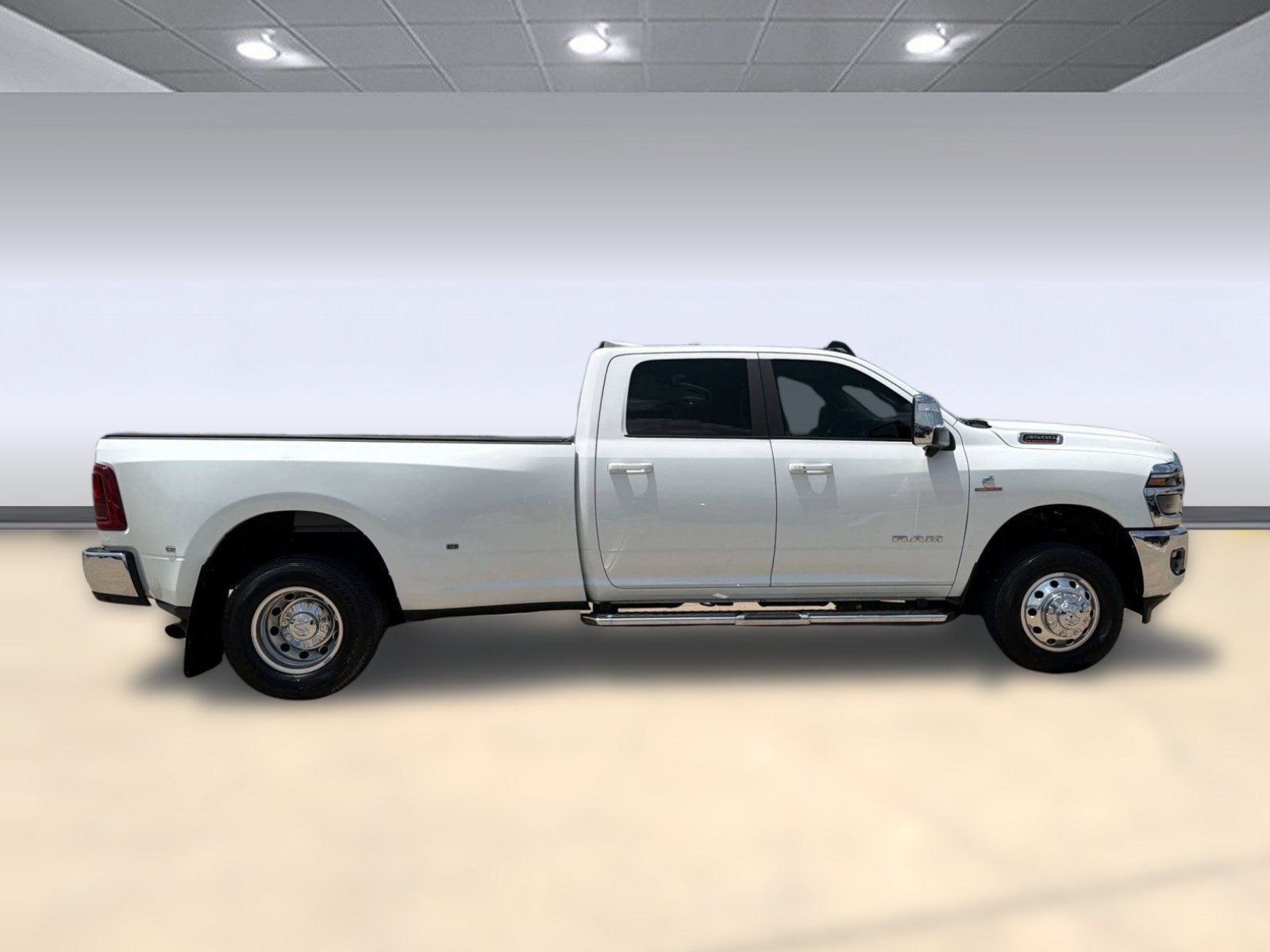 Used 2026 RAM 3500 Laramie w/ Max Tow Package AWD/4WD image 8