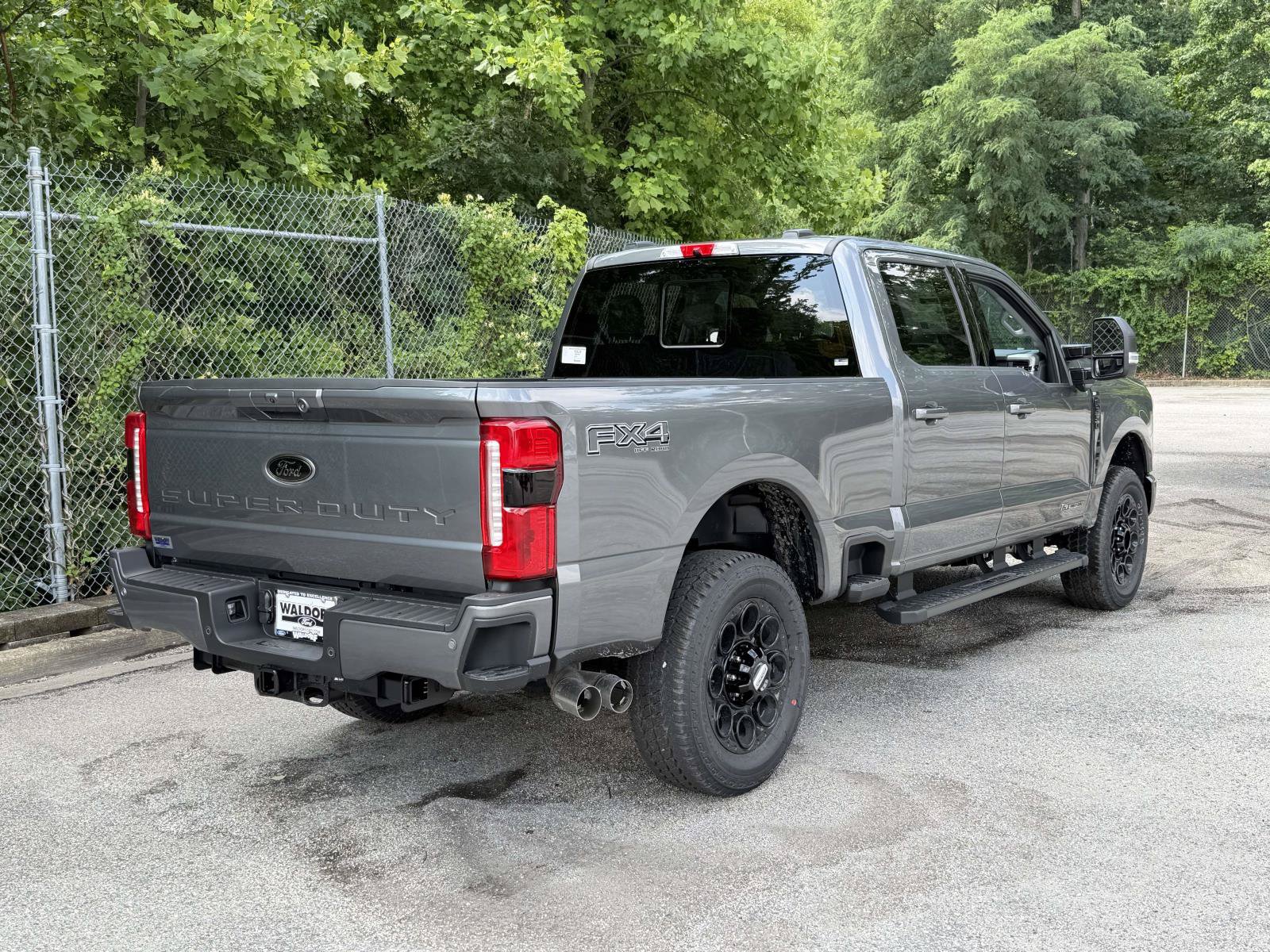 New 2026 Ford F350 XLT w/ XLT Premium Package AWD/4WD image 2