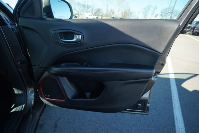 Used 2018 Jeep Compass Trailhawk w/ Leather Interior Group image 22