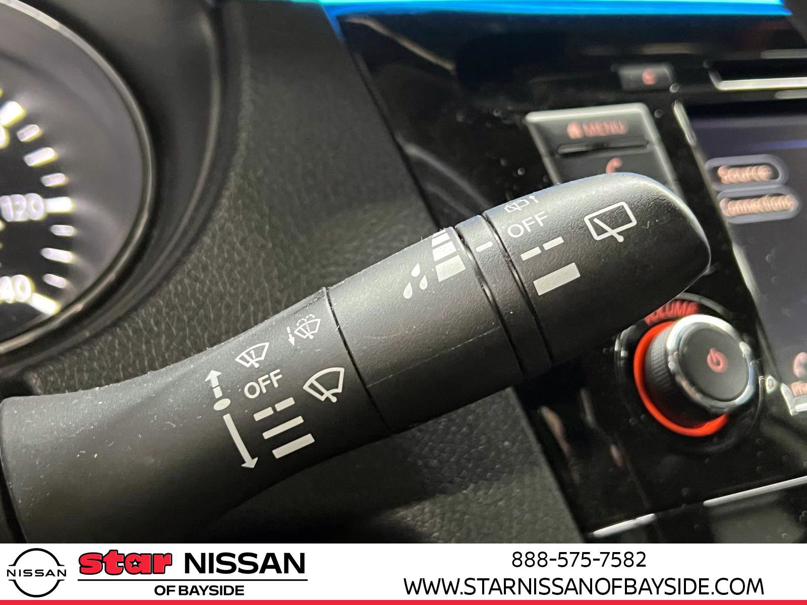 Used 2020 Nissan Rogue S image 21