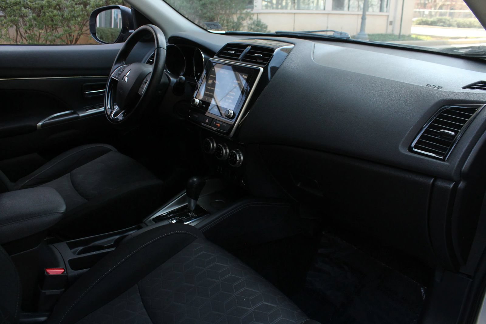 Used 2021 Mitsubishi Outlander Sport SE FWD image 24