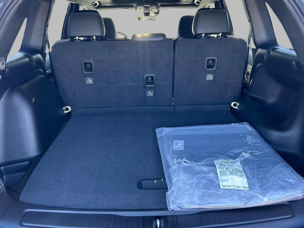 New 2025 Jeep Grand Cherokee Limited image 4