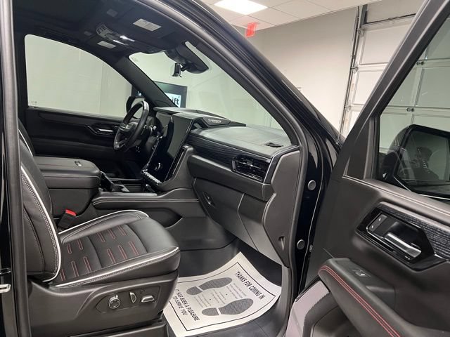 Used 2025 GMC Yukon AT4 Ultimate w/ LPO, Floor Liner Package AWD/4WD image 63