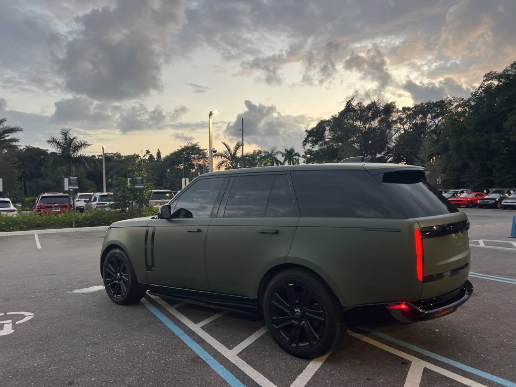 Used 2023 Land Rover Range Rover SE image 23