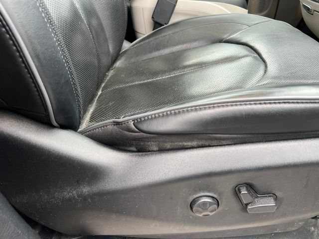 Used 2019 Chrysler Pacifica Limited FWD image 12