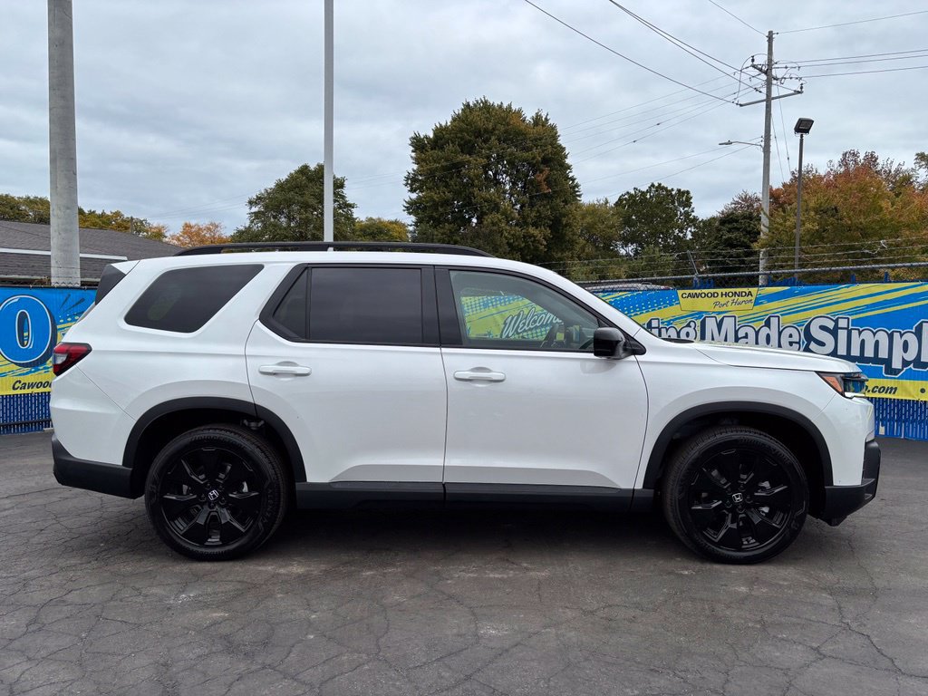 New 2026 Honda Pilot Black Edition image 2