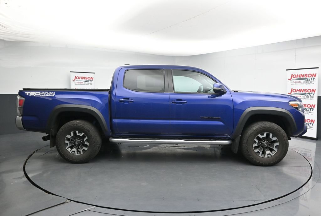 Used 2023 Toyota Tacoma TRD Off-Road w/ Black Out Package (TMS) AWD/4WD image 27