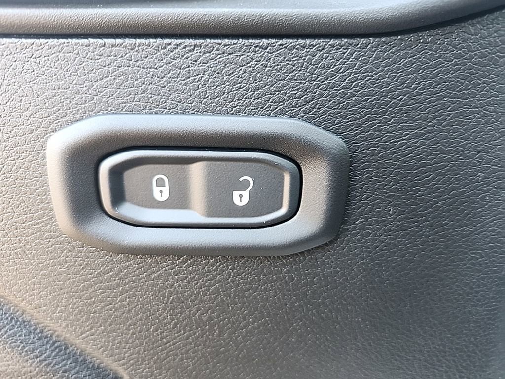 New 2026 Jeep Wrangler Sport AWD/4WD image 19
