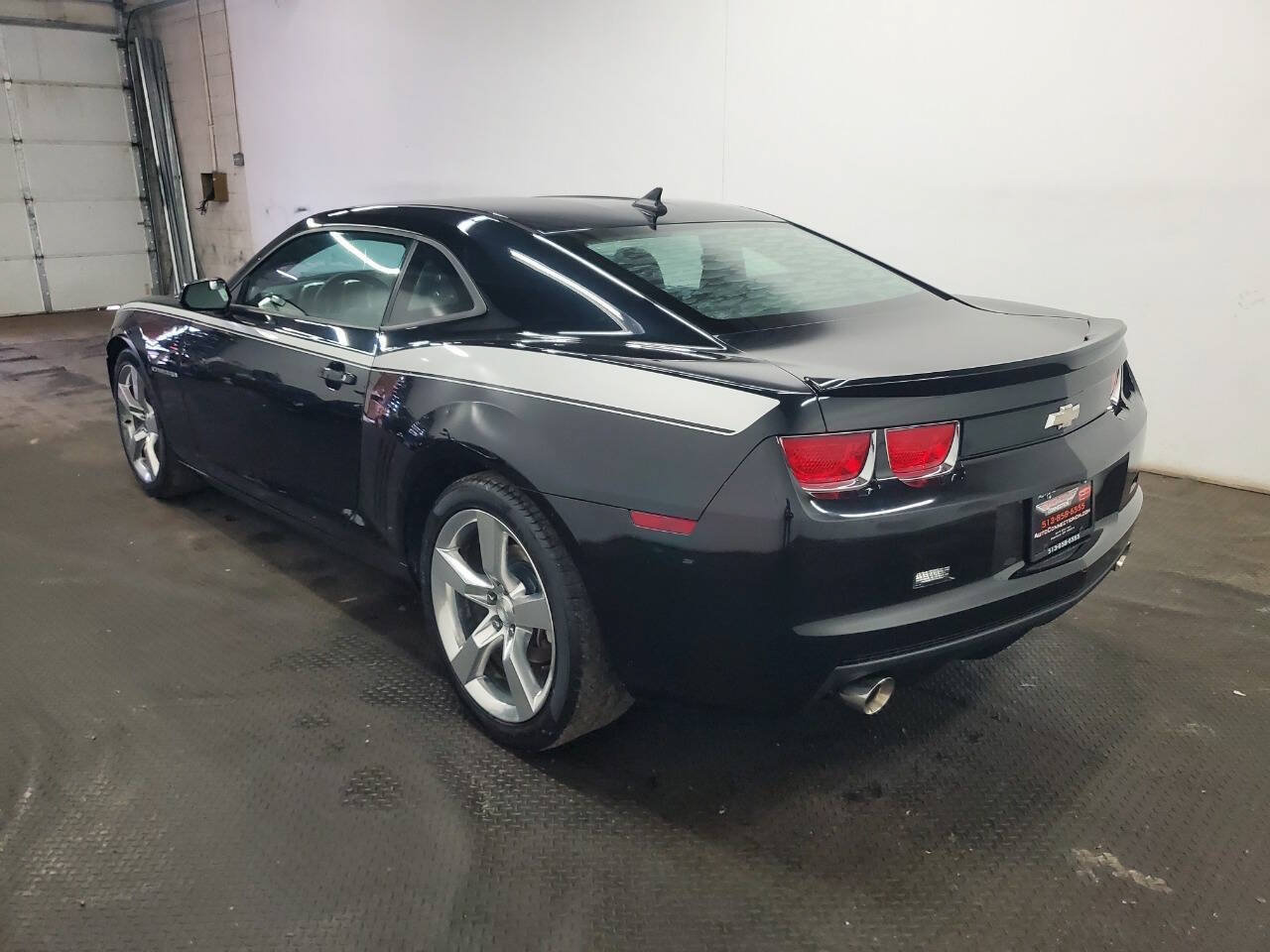Used 2011 Chevrolet Camaro LT RWD image 5