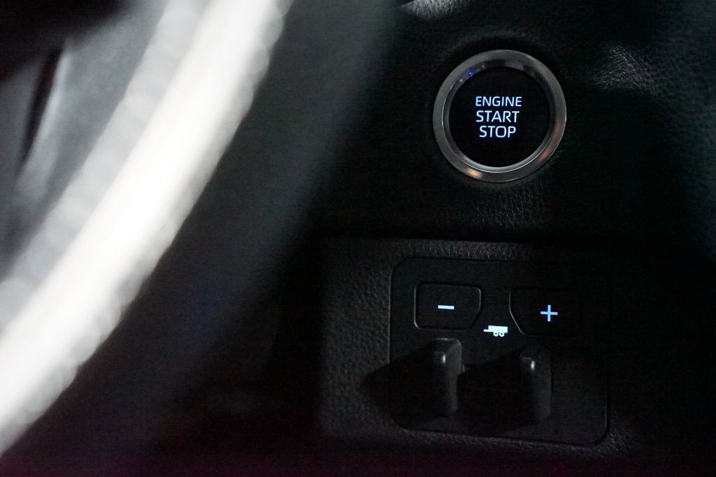 Used 2024 Toyota Tundra SR5 w/ SR5 Premium Package image 24