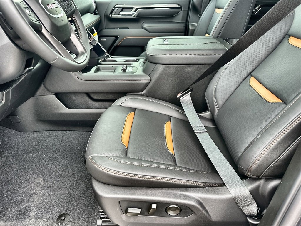 New 2026 GMC Sierra 2500 AT4 w/ AT4 Premium Plus Package image 24