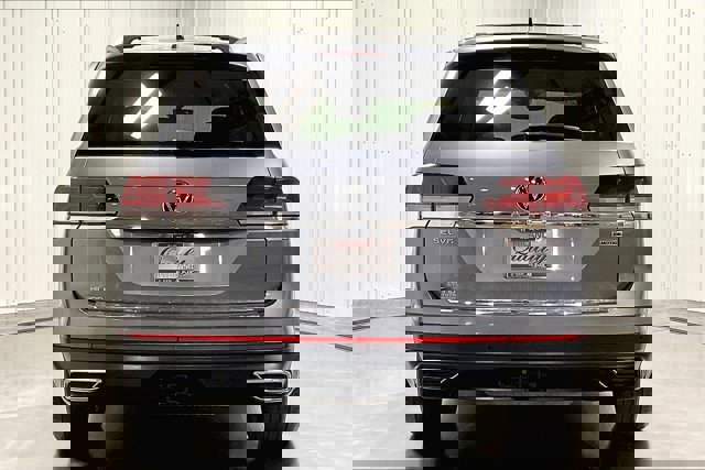 Used 2021 Volkswagen Atlas SEL Premium image 4