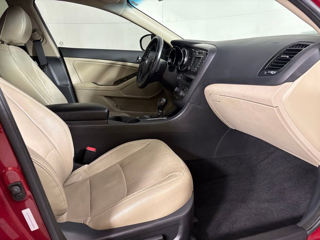 Used 2013 Kia Optima EX w/ Premium Pkg image 14