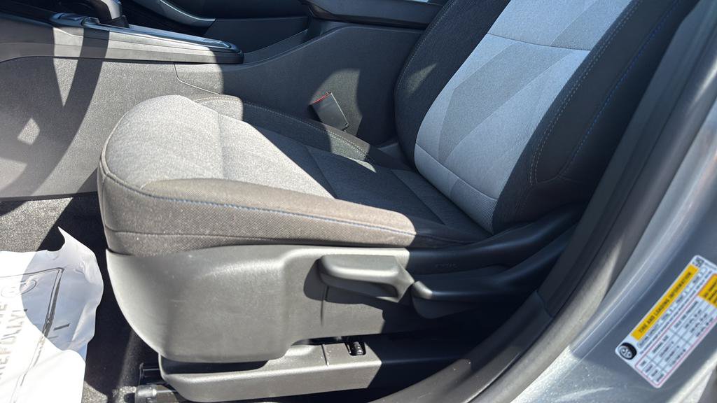 Used 2024 Chevrolet Trax LS w/ LS Convenience Package FWD image 25