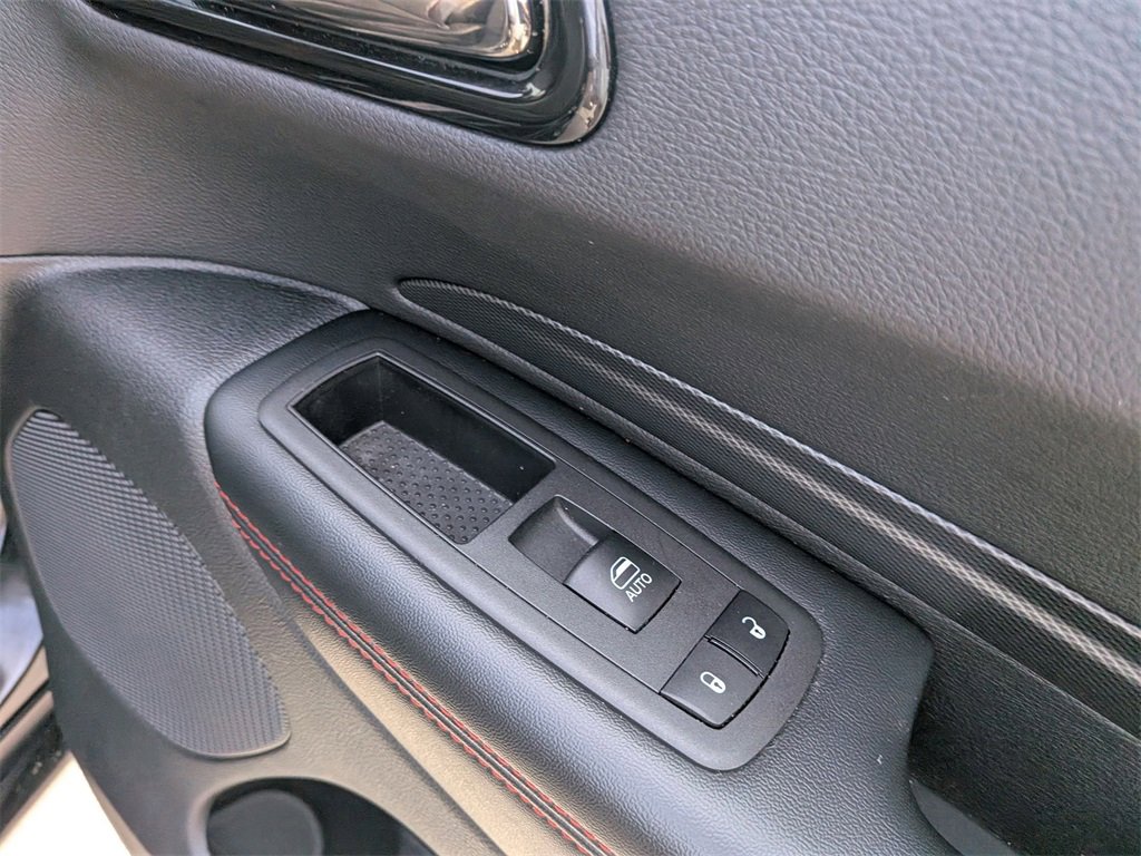 Used 2025 Dodge Durango GT image 31