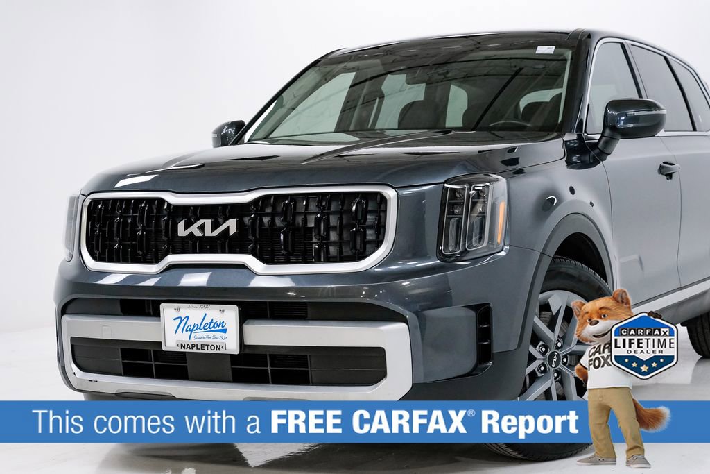 Certified 2023 Kia Telluride LX image 2