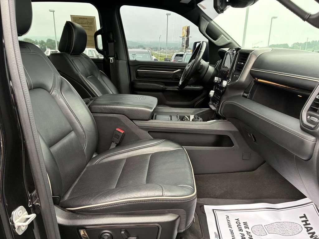 Used 2024 RAM 1500 Limited AWD/4WD image 24