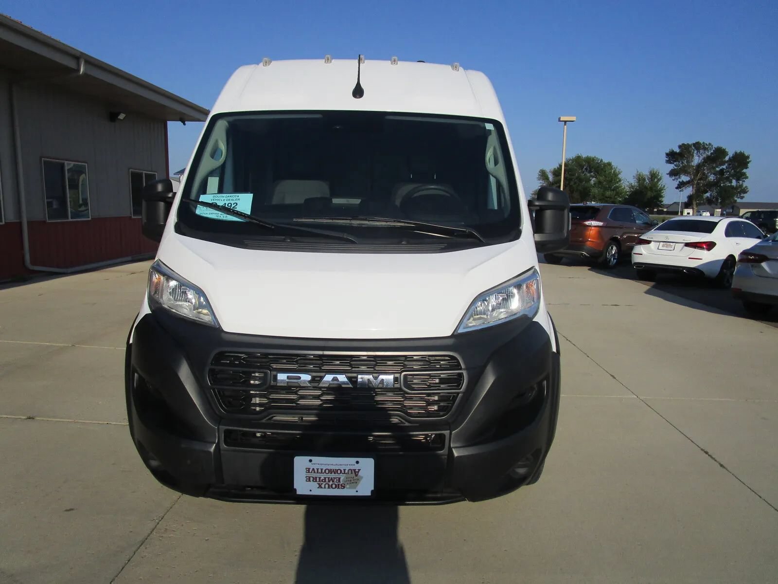 Used 2023 RAM ProMaster 2500 FWD image 4
