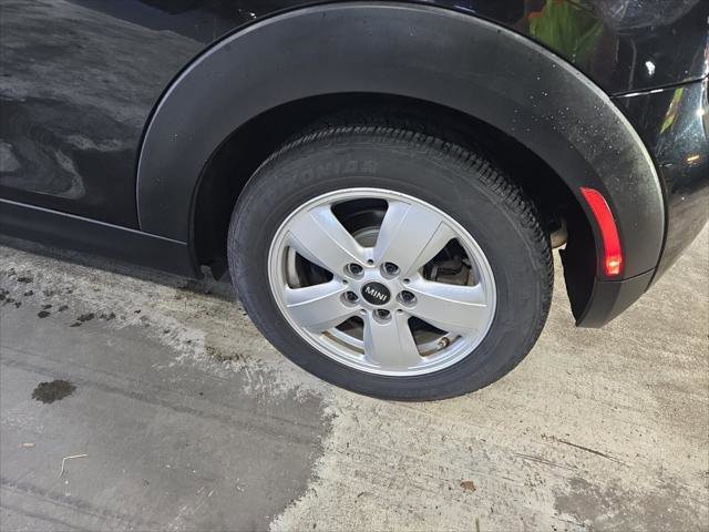 Used 2016 MINI Cooper 2-Door Hardtop FWD image 11