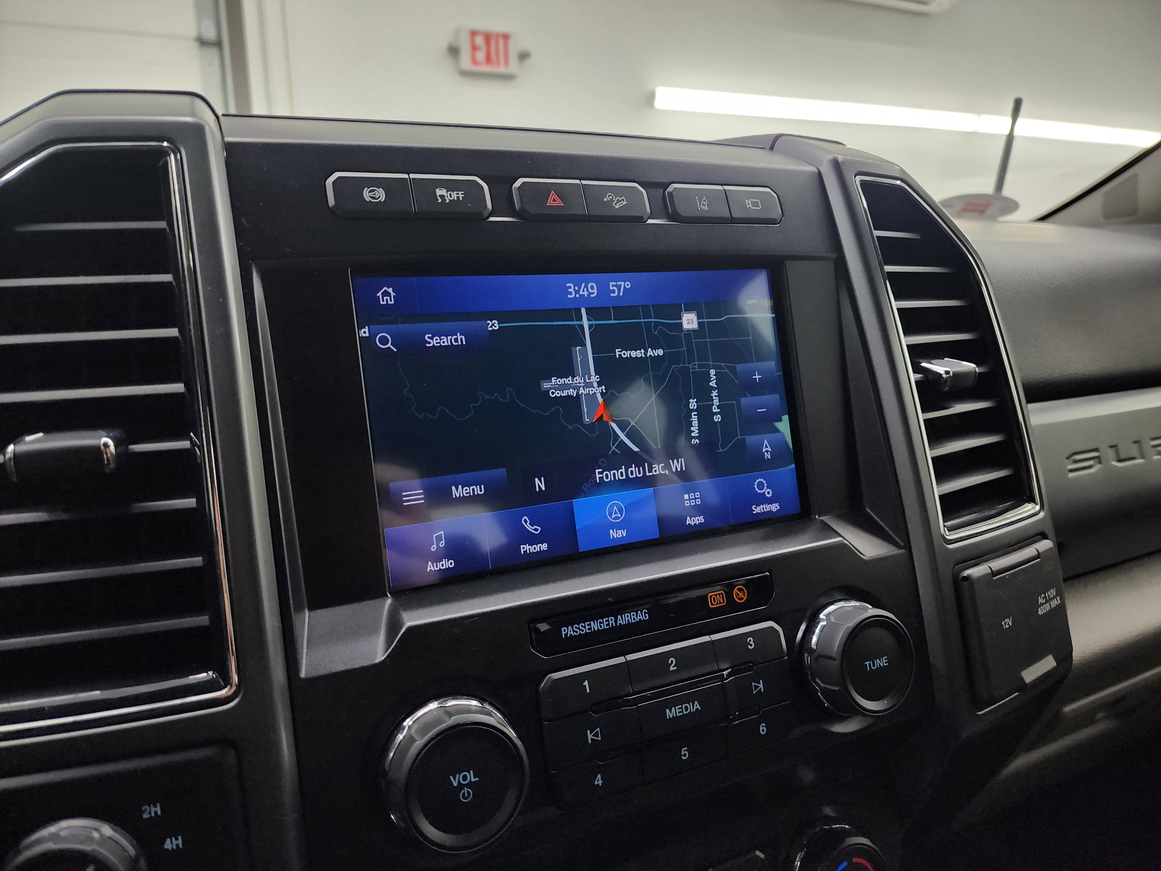 Used 2021 Ford F250 XLT w/ XLT Premium Package AWD/4WD image 11