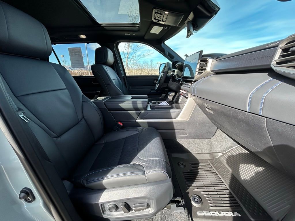 Used 2026 Toyota Sequoia Platinum image 31