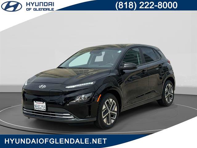 Used 2023 Hyundai Kona SE w/ Cargo Package FWD image 1