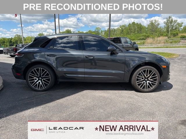 Used 2023 Porsche Macan Turbo AWD/4WD image 6