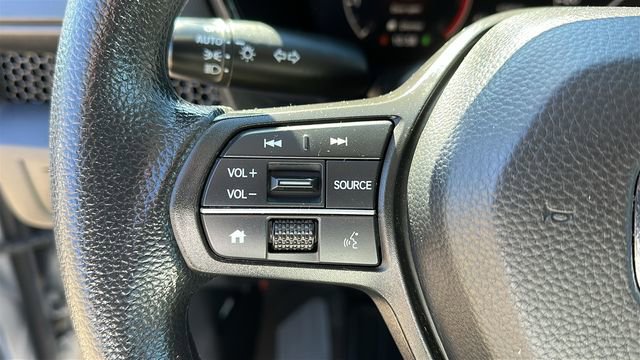 Used 2023 Honda CR-V LX image 11