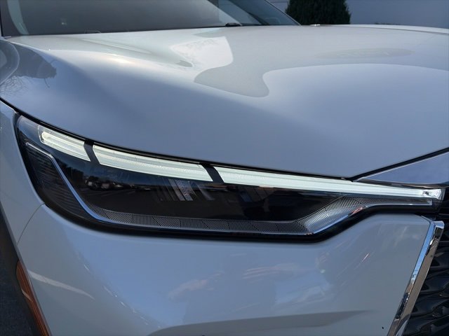 Used 2022 INFINITI QX60 Sensory w/ Cargo Package image 14