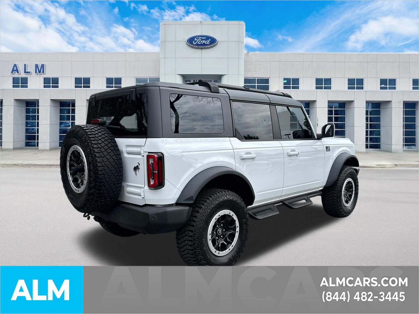 Used 2024 Ford Bronco Outer Banks w/ Sasquatch Package image 5