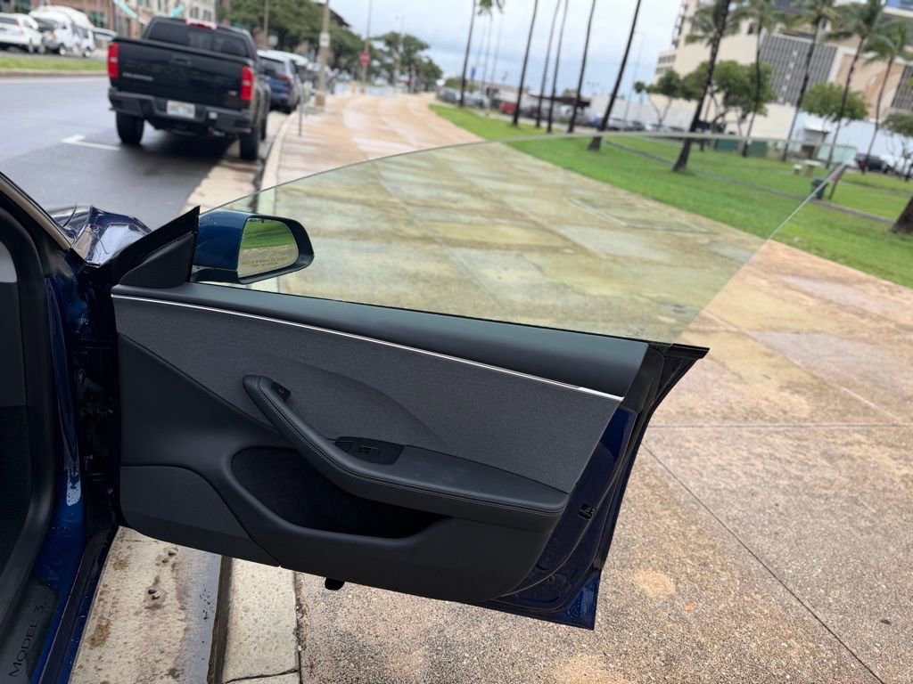 Used 2024 Tesla Model 3 Standard Range image 12
