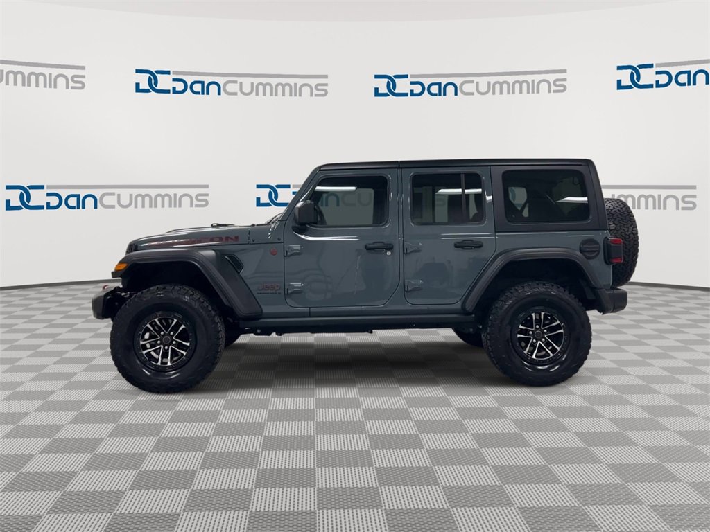 Used 2024 Jeep Wrangler Unlimited Rubicon w/ XTREMEE 35" Tire Package image 5