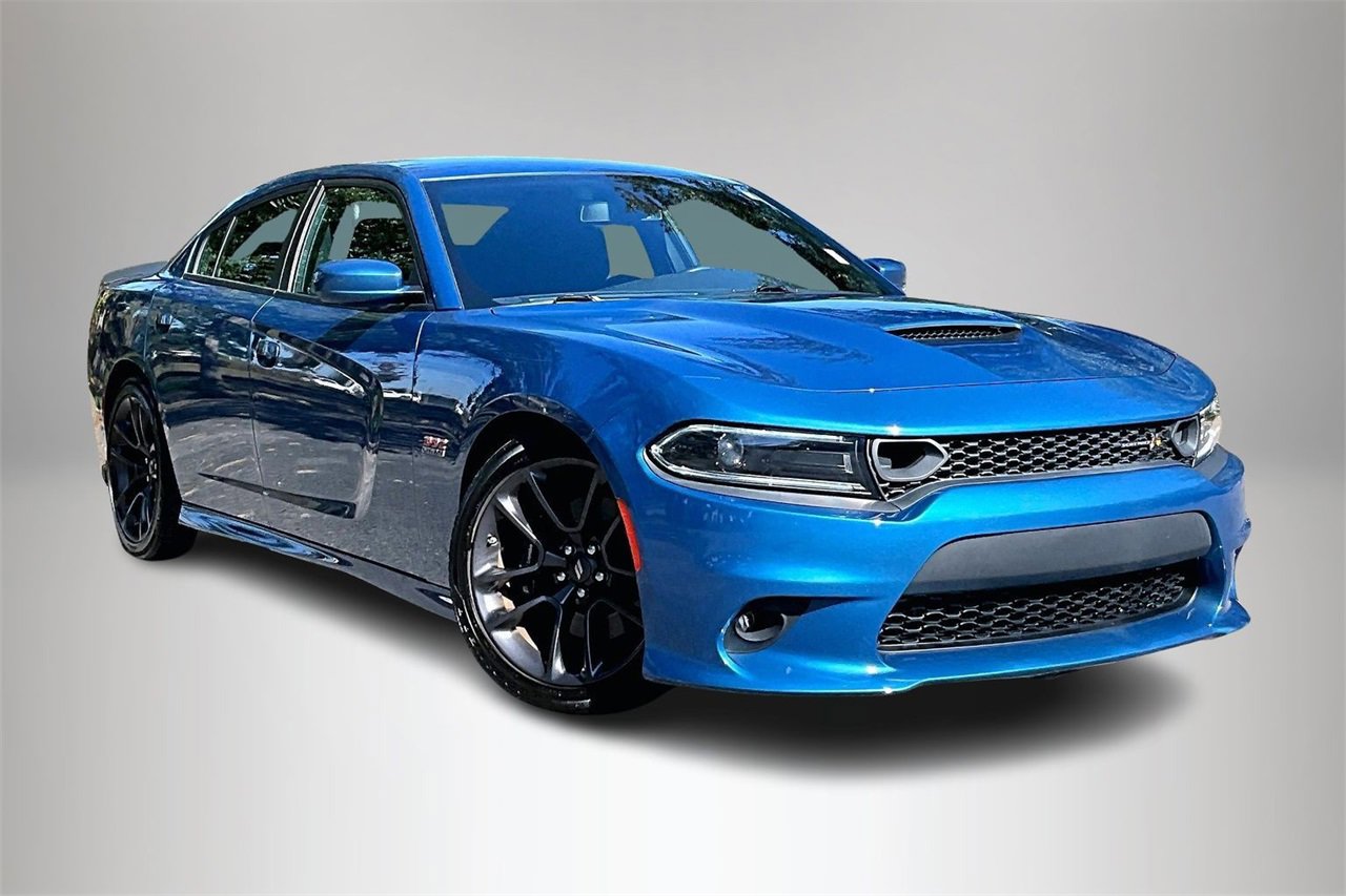 Used 2022 Dodge Charger Scat Pack image 2