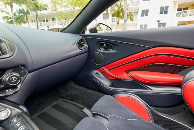 Used 2023 Aston Martin V12 Vantage Roadster RWD image 80
