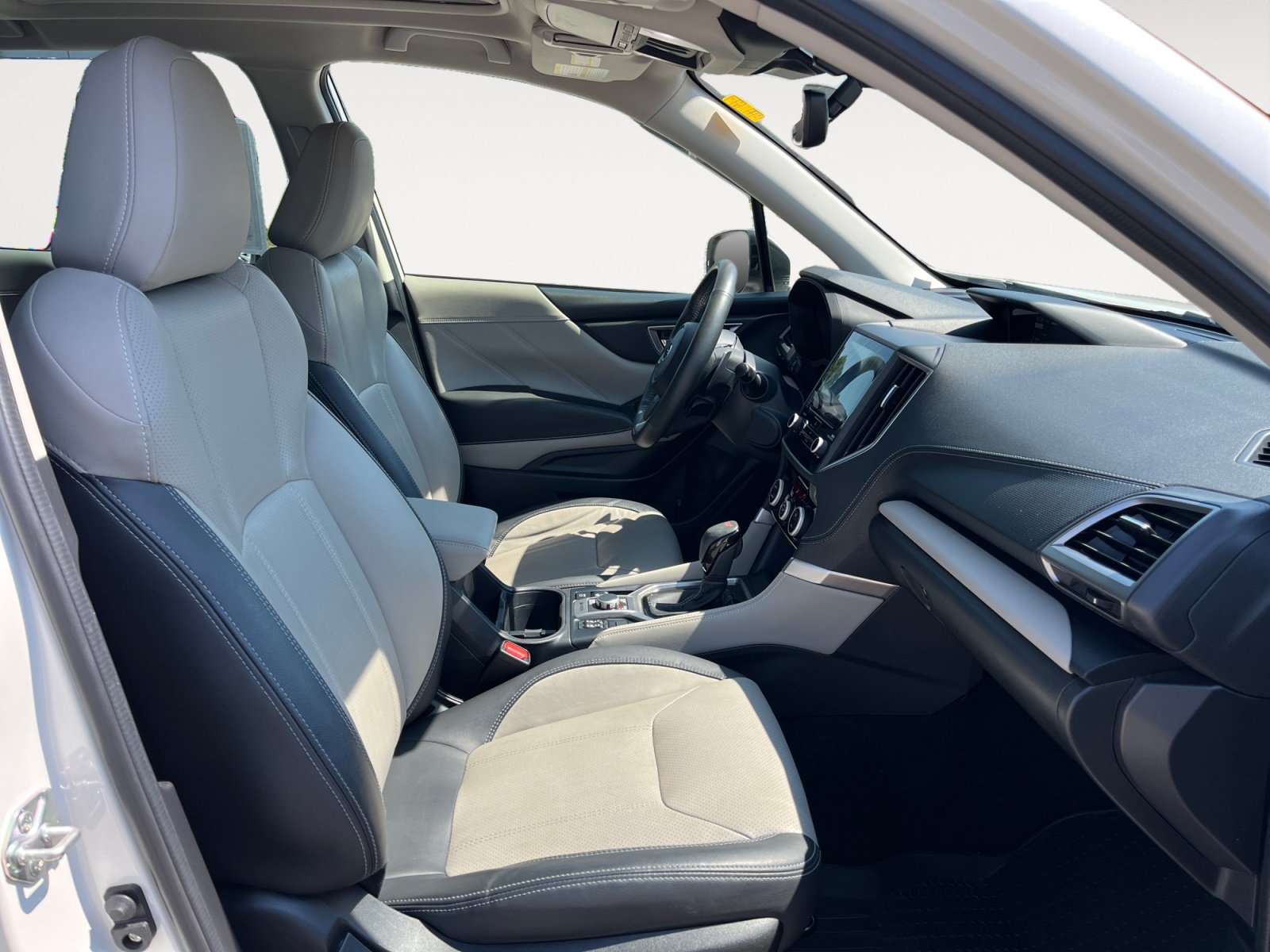 Used 2023 Subaru Forester Limited AWD/4WD image 15
