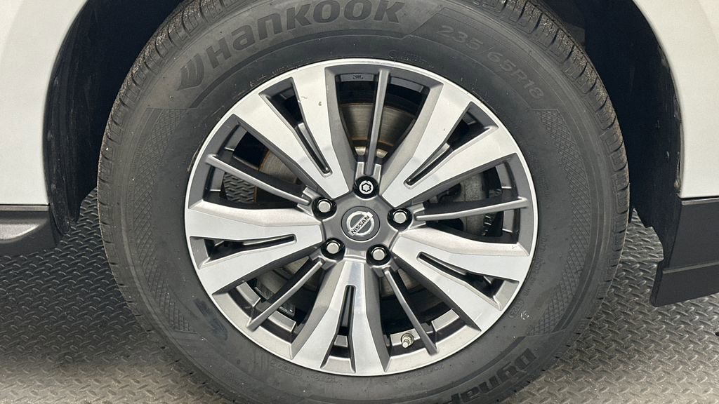 Used 2019 Nissan Pathfinder SV w/ SV Tech Package AWD/4WD image 19