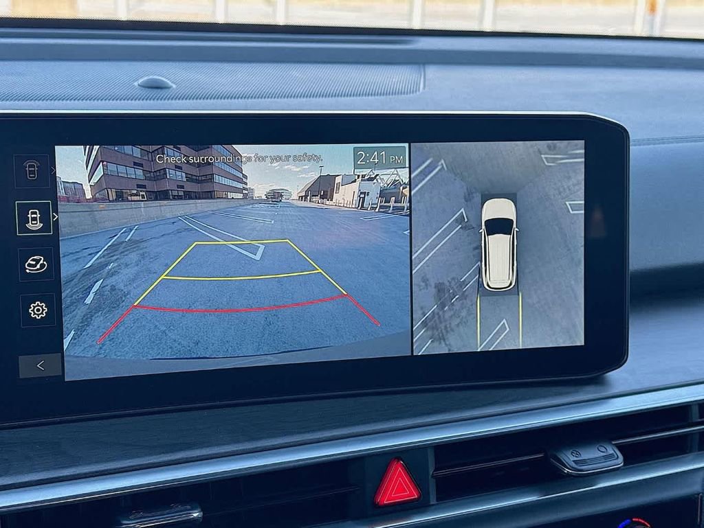 New 2025 Kia Sorento SX Prestige AWD/4WD image 32