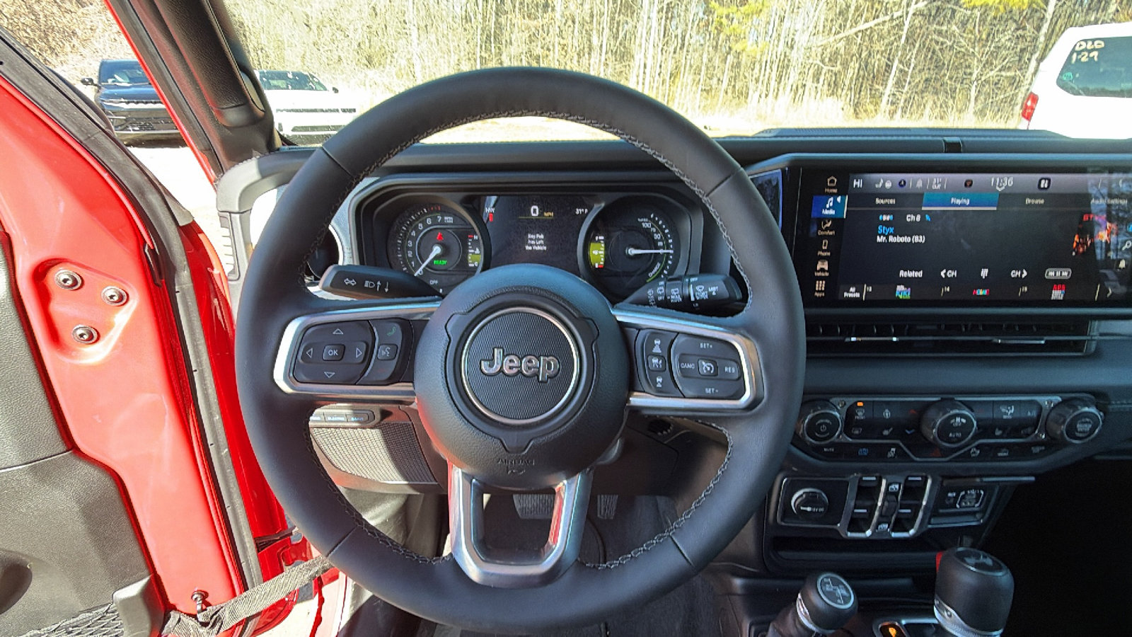 Used 2025 Jeep Wrangler Sahara 4xe w/ Safety Group image 25