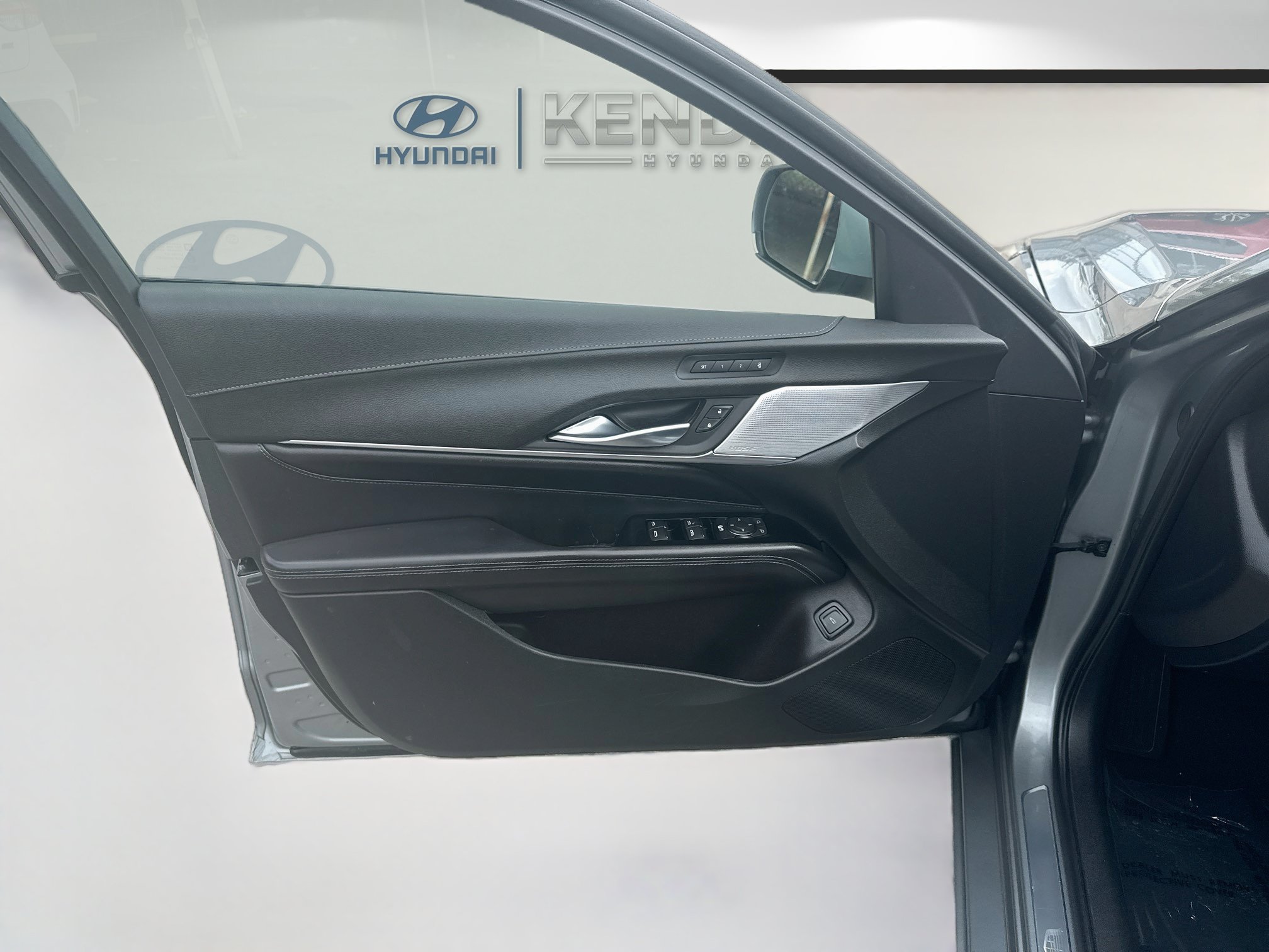 Used 2023 Cadillac CT4 Premium Luxury RWD image 17