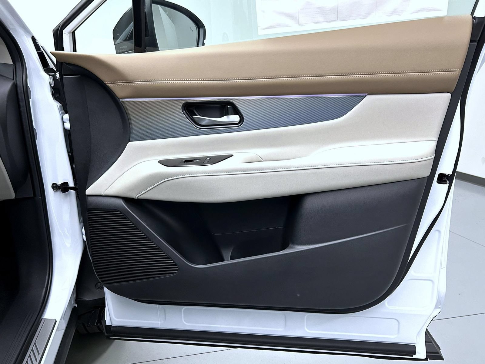New 2027 Nissan Murano Platinum w/ Cargo Package AWD/4WD image 16