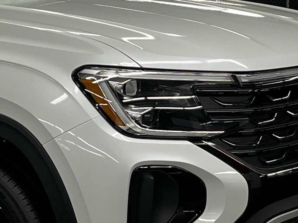 New 2026 Volkswagen Atlas Cross Sport SE AWD/4WD image 44