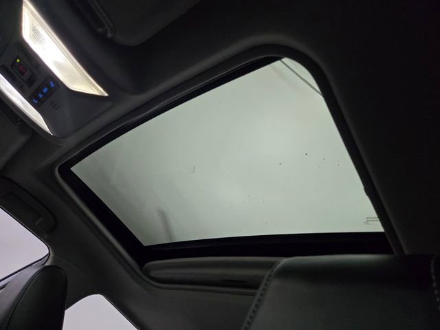 Used 2022 Toyota RAV4 Limited FWD image 18