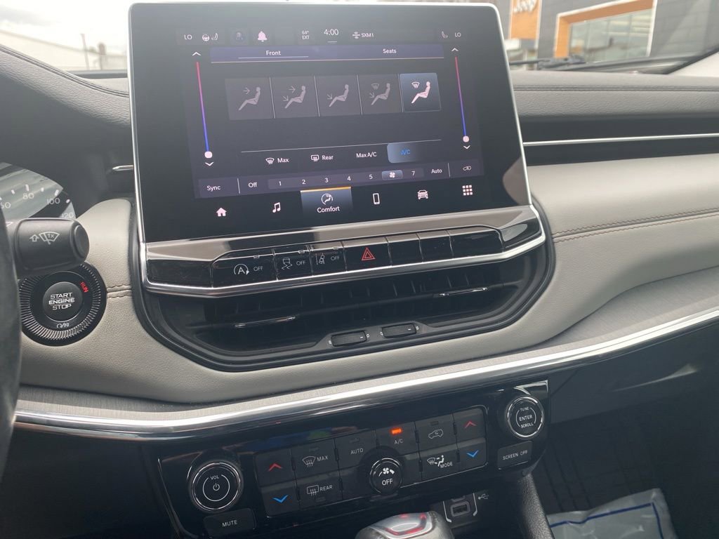 Certified 2022 Jeep Compass Limited image 29