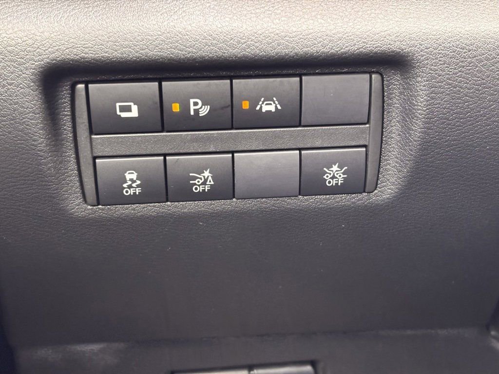 Used 2020 Nissan Versa S image 13