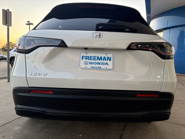 New 2027 Honda HR-V LX image 3