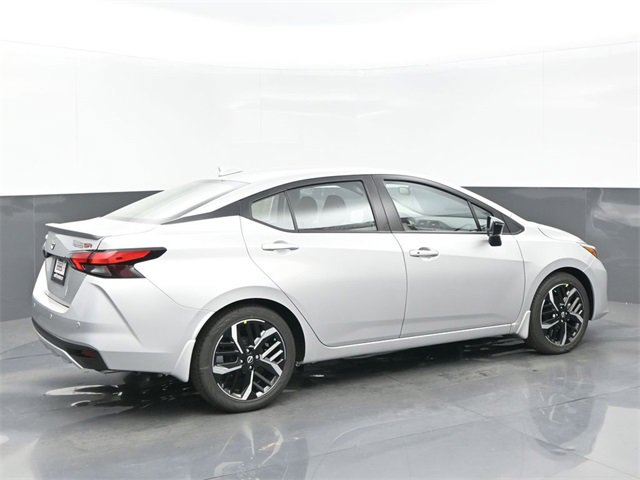 New 2025 Nissan Versa SR w/ Trunk Package image 6