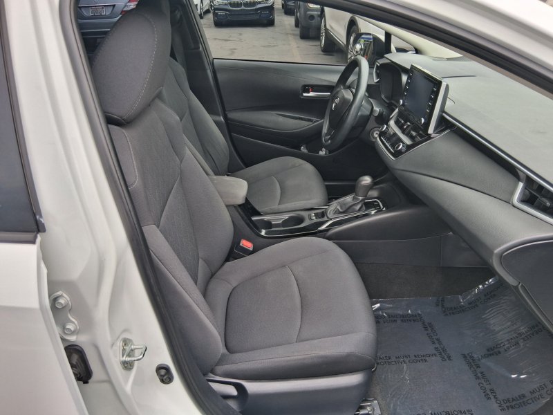 Used 2021 Toyota Corolla LE FWD image 9