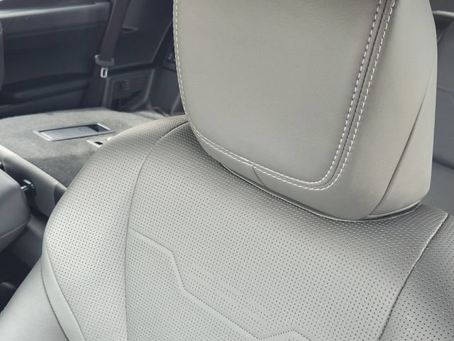 Used 2024 Lexus GX 550 w/ Accessory Package (Z1) AWD/4WD image 20