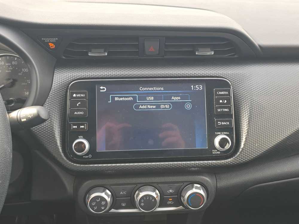 Used 2023 Nissan Kicks SV image 12