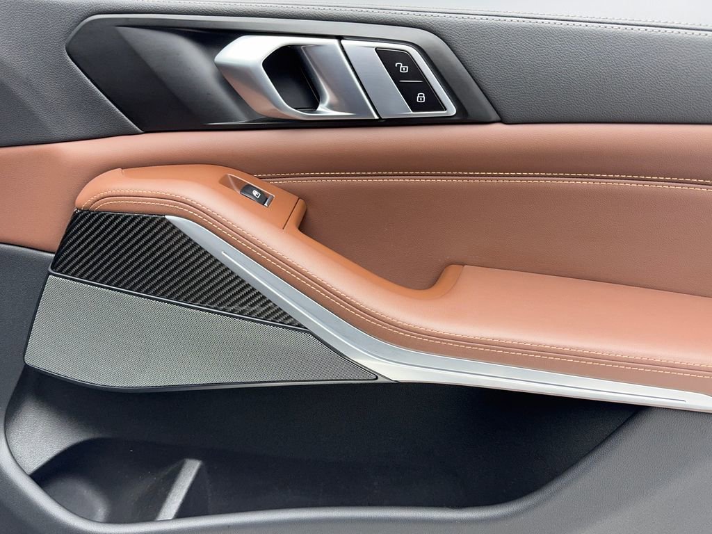 Used 2023 BMW X5 M50i w/ Executive Package image 50